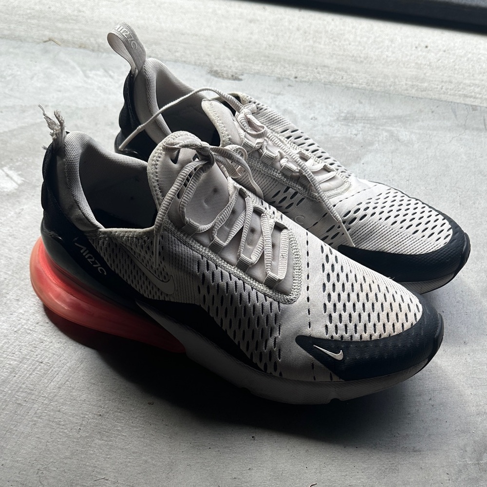 Nike Air Max 270
